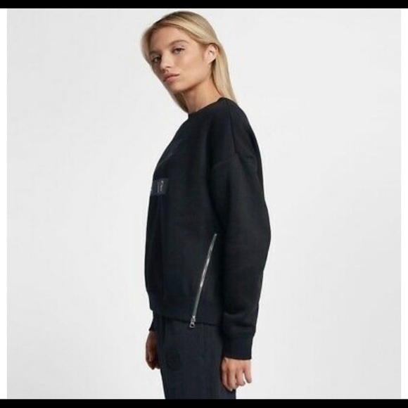 Nike Womens Rally Crew Air Side Zip Sweatshirt - Picture 2 of 6